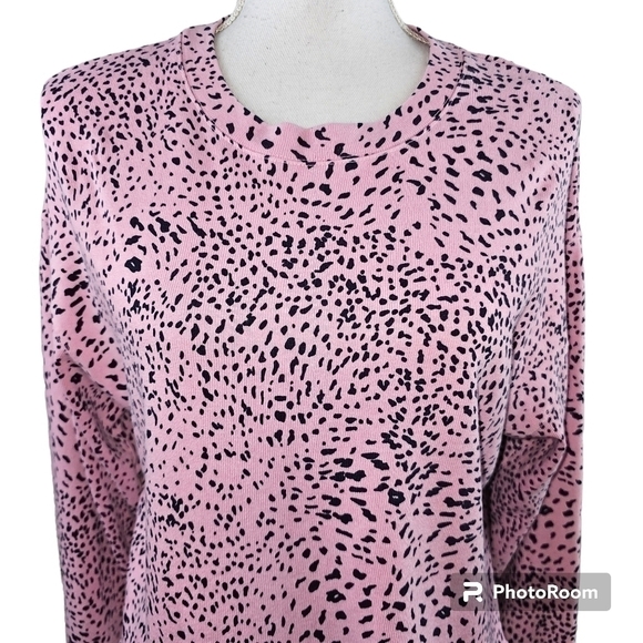Monrow Cheetah Hot Pink Boyfriend Cutoff Long Sleeve Sweatshirt in Large - Picture 4 of 9